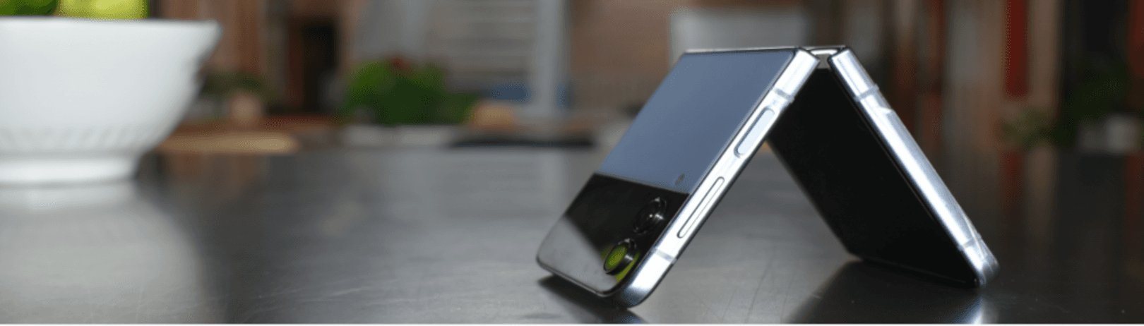 Samsung Galaxy Z Flip4 - sklápací telefón za prijateľnú cenu